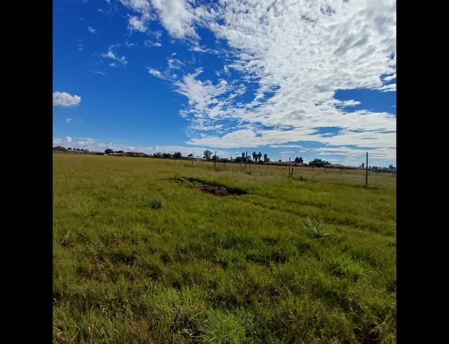 1,118M² VACANT LAND FOR SALE IN RIVERSDALE